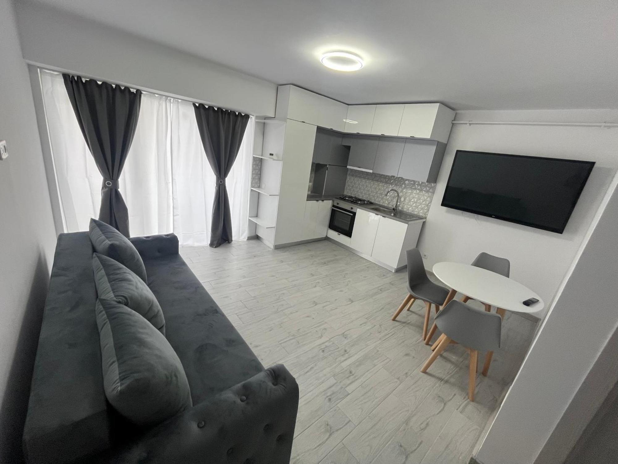 Luxy Apartment Craiova Exterior photo